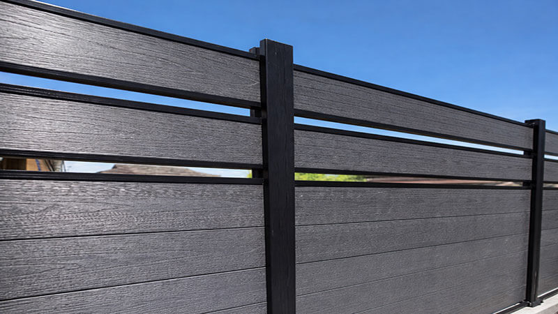 Wood look composite fence panels modern outdoor WPC fencing realistic texture design