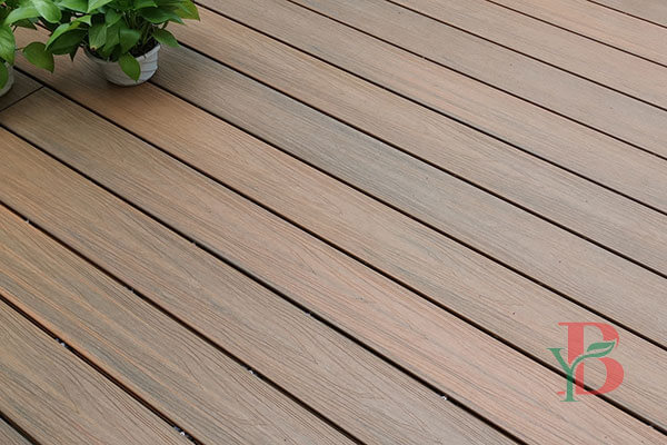 Decking Comparison: Capped composite decking feature a hard outer shell that significantly improves resistance to stains and fading