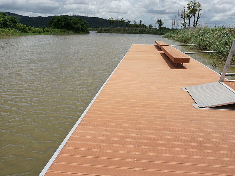Classical WPC decking used for a floating dock and lakefront pontoon